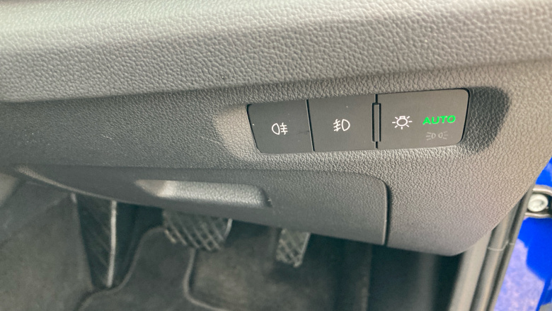 Skoda Octavia 1.4 TSI iV SE L DSG 5dr Hatchback